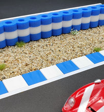 Laden Sie das Bild in den Galerie-Viewer, Modellbau Reifenstapel und FlexCurbs Blau Weiss RAS